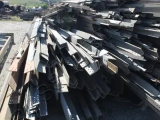 CANTONEIRA GALVANIZADA - Aprox. 19.580 Kg — leilão