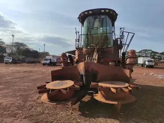 COLHEDORA CASE A 8810 1 L; ANO 2018. - FR9002607. - LOC. VALE DO ROSÁRIO — leilão