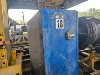 GUINDASTE DE COLUNA; MARCA ADITY BIRLA UTILIZADO EM USINAS OU INDÚSTRIAS — leilão em SÃO PAULO/SP (foto 8)