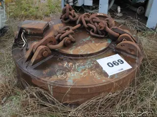 IMÃ - Aprox.2.900 Kg — leilão