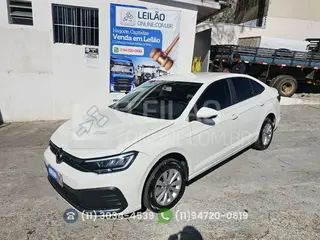 veja o vídeo!! VW/VIRTUS MB; 2024/2025; BRANCA; ALCO./GASOL. - FUNC. - IPVA 2026 OK - APROX. 4.600KM - FIPE APROX.: R$ 95.793,00 — leilão em SÃO PAULO/SP