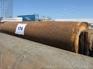 ROLETE - Aprox. 380 Kg — leilão