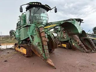 COLHEDORA JOHN DEERE CH670 2L ; ANO 2018. - FR20533 - LOC. SERRA — leilão