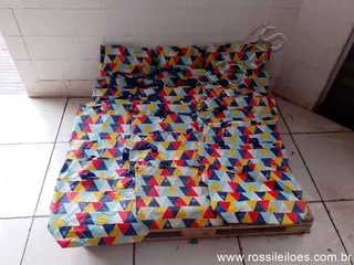 Lote contendo 60 da sacolas térmicas conforme fotos. (L53). Itens devidamente ENCAIXOTADOS para retirada ou eventual envio. — leilão (foto 2)