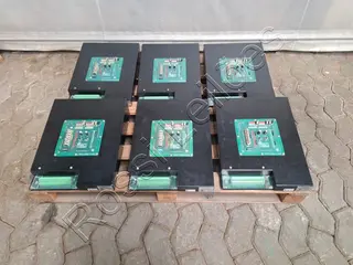6 KIT PROGRAMAÇÃO SISTEMA DE ESTUDO EM INTERFACE DE COMANDO INDUSTRIAL MODELO EE001/0 — leilão