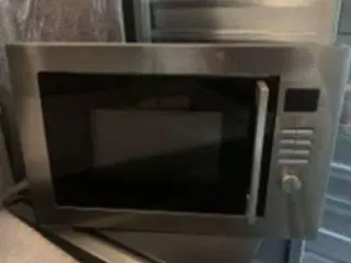 Micro-ondas de embutir FRANKE, Modelo FMW 250 SM XS — leilão em Barueri/SP