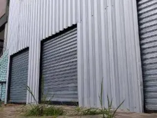 Imóvel Comercial 326 m² - Porto Alegre - RS — leilão em Porto Alegre/RS