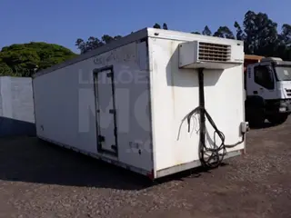 ITAÚNA/MG - BAU FRIGORIFICO PARA CAMINHAO - LARGURA:7.80 ALTURA: 2.6 LARGURA: 2.6 - PA9867 — leilão em Itaúna/MG