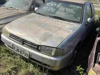 CAPIVARI/SP - VEÍCULO CONSERVADO - VW/GOL MI - 1997/1997 — leilão em Capivari/SP (foto 6)