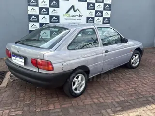 ITAÚNA MG - FORD ESCORT GL 16V D 1.8 ( IDEAL PARA COLOCIONADOR) — leilão em Itaúna/MG (foto 5)