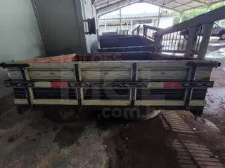 ITAÚNA/MG - CARROCERIA DE MADEIRA PARA CAMINHONETES CABINE DUPLA - PA12799 — leilão em Itaúna/MG (foto 4)