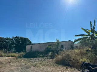 ITAÚNA/MG — Terreno com 14.80.26 hectares (148.026m²) com Galpões e Terminal Ferroviário — leilão em Itaúna/MG (foto 3)