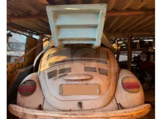CABO VERDE/MG - Sucata de VOLKSWAGEN Fusca 1300 - 1982/1982 — leilão em Cabo Verde/MG