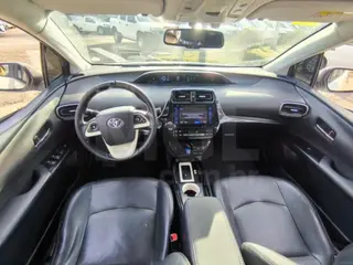 ITAÚNA/MG- TOYOTA PRIUS NGA TOP HÍBRIDO 2016/2016 - PA13227 — leilão em Itaúna/MG (foto 9)