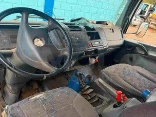 IBITURUNA/MG - Caminhão Mercedes Benz/Atego 1418, 2006/2006, DIESEL — leilão em Ibituruna/MG (foto 6)