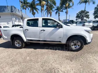 ITAÚNA/MG - CHEVROLET S10 LS DD4 2023/2024 PA12670 — leilão em Itaúna/MG (foto 8)