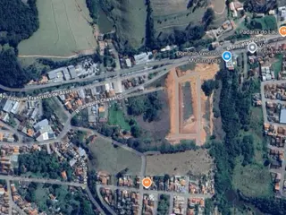 OURO FINO/MG - Lote com área de 160,00m², bairro Parreiras. — leilão em Ouro Fino/MG