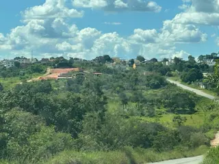 DIVINÓPOLIS/MG — Terreno com 6.08.13 hectares (60.800m²) próximo a área urbana — leilão em Divinópolis/MG