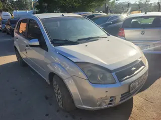 FORD FIESTA HATCH 1.6 FLEX 4P ANO 2009/2010 — leilão