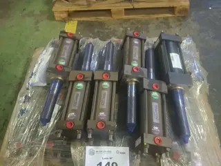 16 PC - CILINDRO HIDRAULICO E=100 H= — leilão