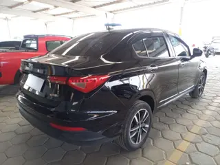 Fiat Cronos PREC 1.3AT 2024 2025 Gas/Alc — leilão em Tijucas/SC (foto 13)