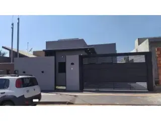 Endereço do Imóvel: Rua Walfrido Do Couto, 511, Jardim Lisboa, Maracaju, MS, 79150630 Casa, Padrão, Ocupado. Área(s): 200 m² de área terreno, 64 m² de área… — leilão em Maracaju/MS
