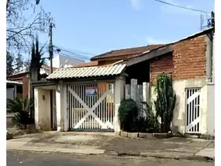 Casa. Rua José Antonio Ferrari Filho, n° 364, Lote 1 da Quadra 2, Jardim Samira, Mogi Guaçu/SP. Área de terreno: 300,00m², Área construída estimada… — leilão em Mogi Guaçu/SP