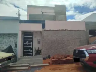 Endereço do Imóvel: RUA PROJETADA 03, 52, CASA, NOVA IRECÊ, Irecê, BA, 44900-000 CASA, Padrão, OCUPADO. Área(s): 134 m² de área de terreno, 134 m² de área… — leilão em Irecê/BA