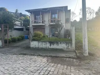 Endereço do Imóvel: Rua Luizinha Bonatto Bertoni, 55, Loteamento Orestes Agnello Soares, Salgado Filho, Caxias do Sul, RS, 95098-179 CASA, Padrão, OCUPADO.… — leilão em Caxias do Sul/RS