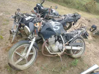 CBX 250 TWISTER — leilão em Campos do Jordão/SP