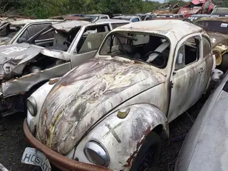 FUSCA 1300 L — leilão em Campos do Jordão/SP
