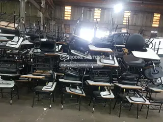 cadeiras universitárias — leilão em Guarulhos/SP