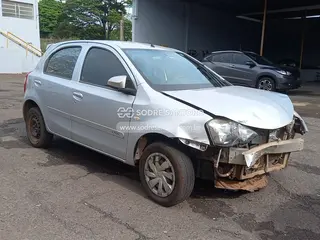 toyota - etios hb x — leilão em Bauru/SP