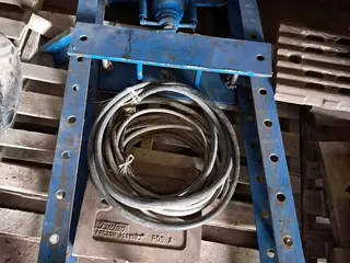 ITENS DE OFICINA E MANUTENÇÃO INDUSTRIAL COM BETONEIRA REVER 400 L, EMPILHADEIRA MANUAL HIDRÁULICA 1 TON., VASSOURA MECÂNICA, 29 ANDAIMES, FERRAMENTAS ELÉTRICAS E PEÇAS DE REPOSIÇÃO (Ref.: K / OFICINA & MANUTENÇÃO) — leilão em Açailândia/MA (foto 16)