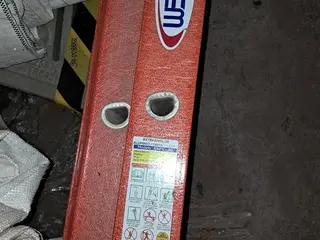 ITENS DE OFICINA E MANUTENÇÃO INDUSTRIAL COM BETONEIRA REVER 400 L, EMPILHADEIRA MANUAL HIDRÁULICA 1 TON., VASSOURA MECÂNICA, 29 ANDAIMES, FERRAMENTAS ELÉTRICAS E PEÇAS DE REPOSIÇÃO (Ref.: K / OFICINA & MANUTENÇÃO) — leilão em Açailândia/MA (foto 31)