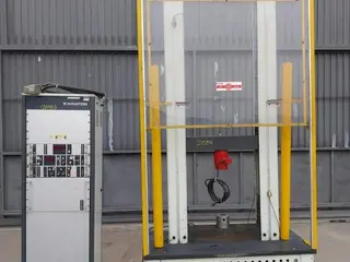 MAQUINA DE TRAÇÃO KRATOS K10.000 (10.000 KGF) COM PAINEL (Ref.: 21557) — leilão em São Paulo (foto 11)