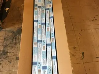 APROX. 200 LÂMPADAS FLUORECENTE DEMAPE 32W 6500K — leilão em São Caetano do Sul