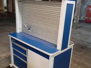 ESCADA, ESTRUTURA COM GUARDA CORPO, ESTANTE METÁLICA E OUTROS (Ref.: EAQ_EAT/ PRÉDIO ADES) — leilão em Pouso Alegre/MG (foto 22)