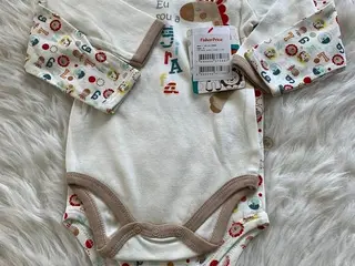 37 BODY INFANTIL FISCHER PRICE VÁRIOS MODELOS E TAMANHOS - SEM USO ORIGINAL (Ref.: ren 651 2026031220651) — leilão em São Caetano do Sul