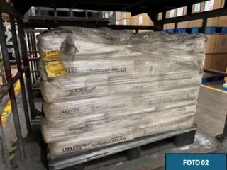 MATÉRIA PRIMA: TINTAS, CLOROBUTIL, VULKAZON AFS, AGENTE DE DISPERSÃO, NY N/90 DTEX E OUTROS (APROX. 34.759,604 KG) — leilão em Gravataí/RS (foto 2)