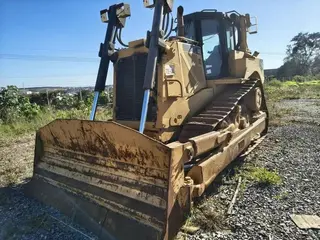 TRATOR DE ESTEIRAS CATERPILAR CAT D8T ANO 2012 , SERIE #J8B03009# COM 14.454 HORAS (Ref.: SX17623) — leilão em Pilar do Sul/SP