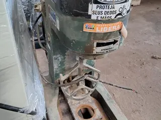 CONJUNTO DE EQUIPAMENTOS DE LABORATÓRIO DE CIMENTO COM PRENSA HIDRÁULICA PAVITEST/CONTENCO 20 TON., ANO: 2014, FORNO MUFLA QUIMIS 1.200 °C, ESTUFA SOLIDSTEEL, 02 ARGAMASSADEIRAS E MINI MOINHO DE BOLAS (Ref.: J / LABORATÓRIO) — leilão em Açailândia/MA (foto 9)