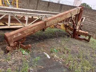 IMPLEMENTO BRAÇO HIDRÁULICO P/ BIG BAG (Ref.: DAO) — leilão em Sertãozinho (foto 2)