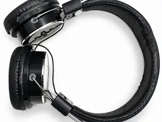 FONES DE OUVIDO BT-05 SEM FIO (APROX. 200 PÇ) (Ref.: 24) — leilão em Goiânia/GO (foto 5)