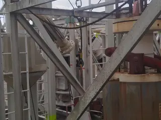 SKID PARA TRANSPORTE E CILINDRO PARA GUINDASTE NATIONAL OILWELL (APROX. 2 UNIDADES) — leilão em Macaé/RJ (foto 3)