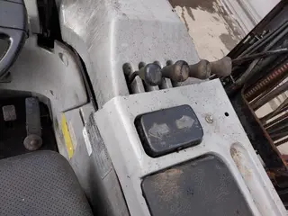 EMPILHADEIRA TOYOTA ELETRICA SEM BATERIA ,MODELO 6 F BRE 16 CAPACIDADE 1600 KILOS , 7.5 METROS ELEVACAO , 48 VOLTS, ANO 2005 (Ref.: 21539) — leilão em São Paulo (foto 10)