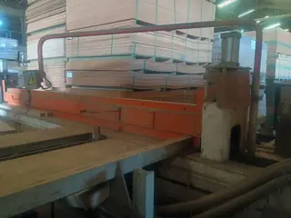 SERRA SECCIONADORA ANGULAR EM T GILBEN (Ref.: DBT) — leilão em Agudos/SP (foto 22)
