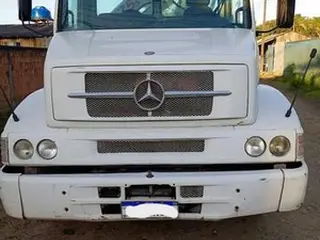 CAMINHÃO GUINDAUTO MERCEDES-BENZ L 1620, 2008/2008, Placa FINAL 1 (PR), — leilão em Pinhais