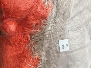 APROX. 383 KGS DE ACABAMENTO DE FRANJA, DIVERSAS CORES E TAMANHO — leilão em São Caetano do Sul (foto 4)