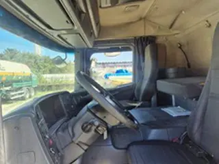 CAVALO MECÂNICO SCANIA P 360 A6X2, 2013/2013, Placa FINAL 0 (SP), — leilão em Mogi das Cruzes/SP (foto 7)